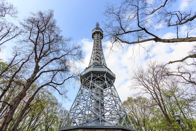 Tour de guet Petrin similaire à la tour Eiffel, Prague, République tchèque