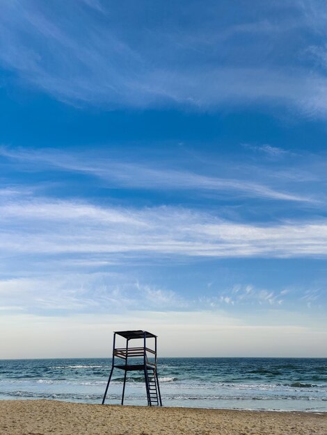 Tour de sauvetage pour sauveteur sur la plage