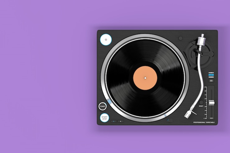 Photo tourne-disque vinyle professionnel dj sur fond violet. rendu 3d