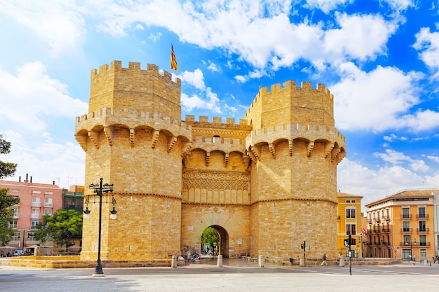 Tours de Serranos à Valence . Espagne.