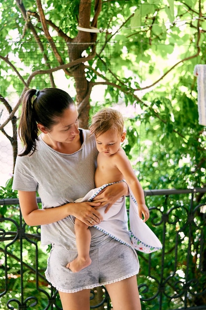 Toute la longueur de la mère et de la fille