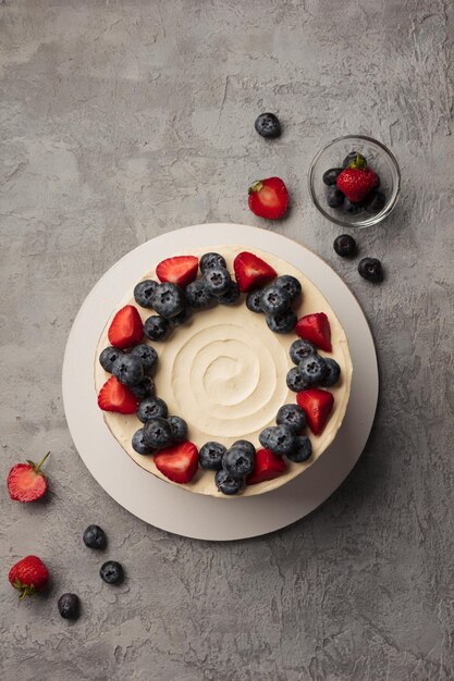 Toute la vue de dessus du gâteau délicieux