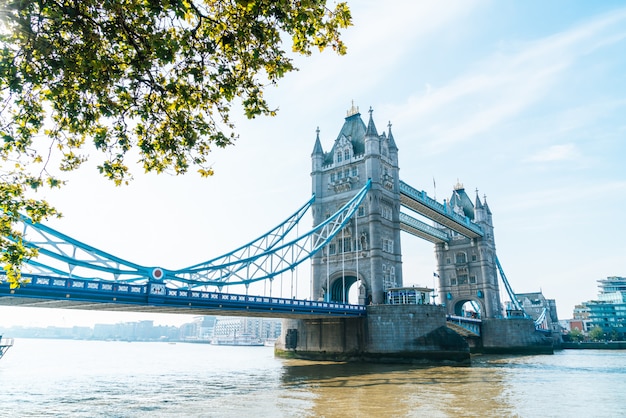 Tower Bridge à Londres