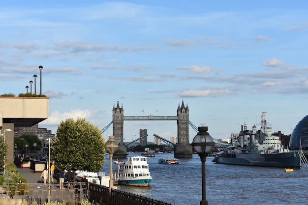 Tower Bridge - Londres