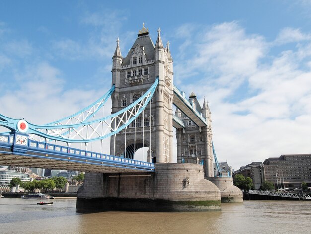 Tower Bridge à Londres