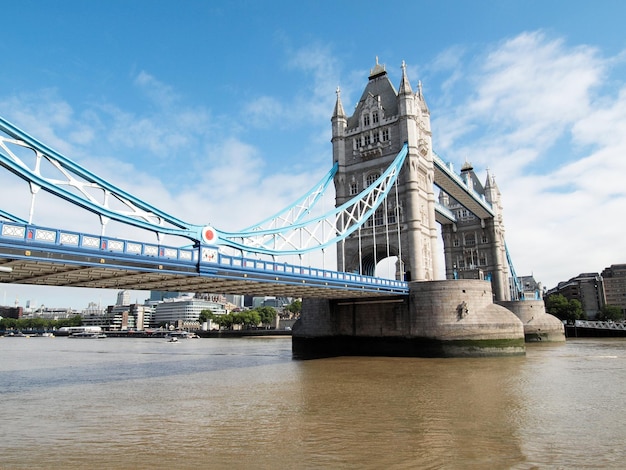 Tower Bridge, Londres