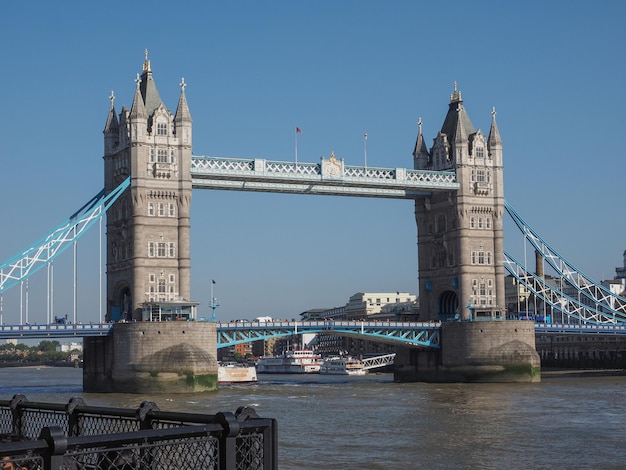 Tower Bridge à Londres