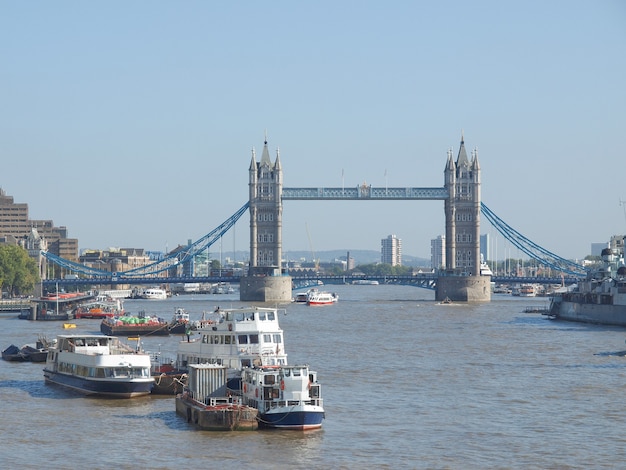 Tower Bridge à Londres