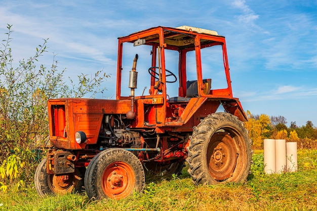 Tracteur T 25 Vladimirovets créé en URSS