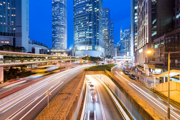 Trafic de Hong Kong la nuit