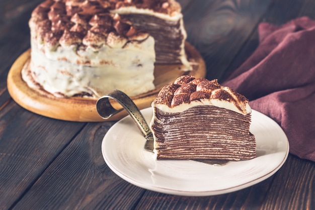 Tranche de gâteau crêpe tiramisu