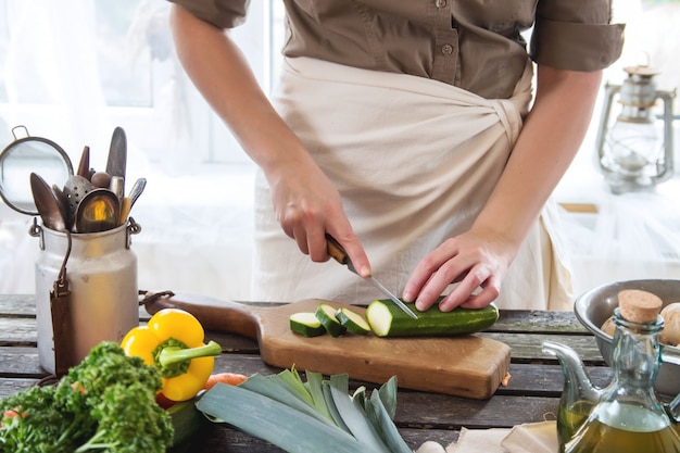 Tranche de légumes femme