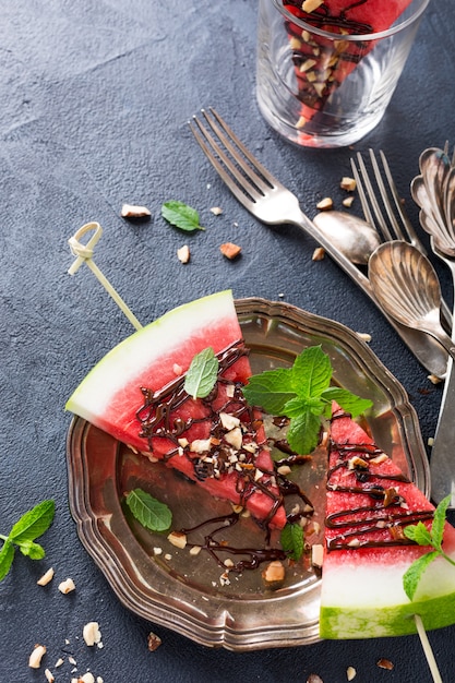 Tranches de melon d&#39;eau au chocolat