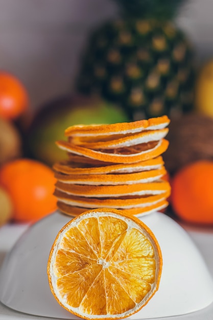 Tranches d'orange déshydratées fraîches maison séchées