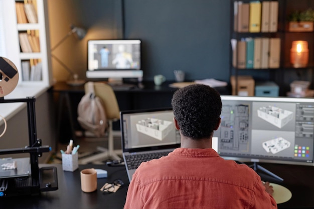 Travailler sur un projet de conception 3D en utilisant plusieurs écrans