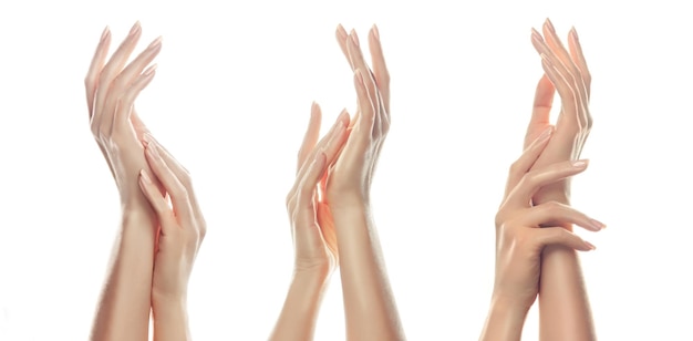 Triple image de mains de femme avec manucure rose clair sur les ongles Geste élégant mains gracieuses