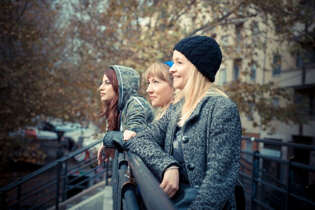 trois amis femme