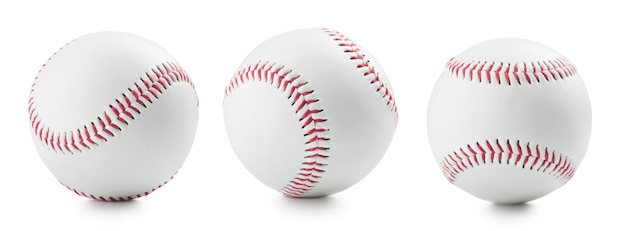 Trois balles de baseball sur un blanc