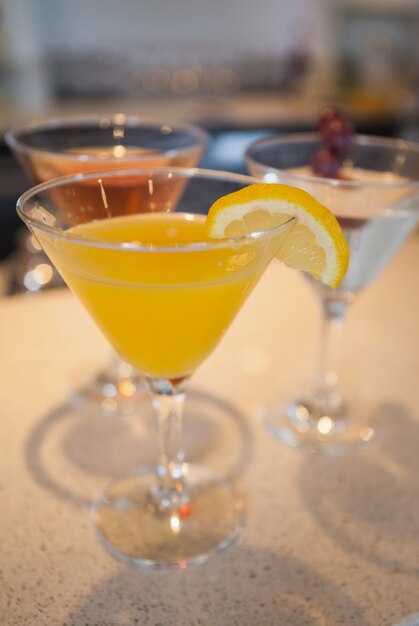 Trois cocktails vue grand angle