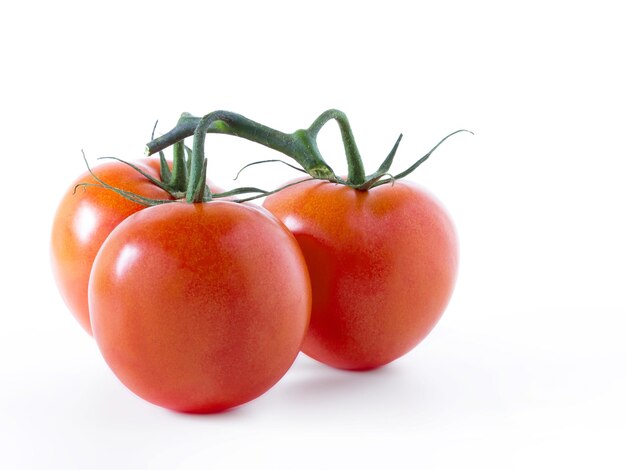 Trois tomates fraîches