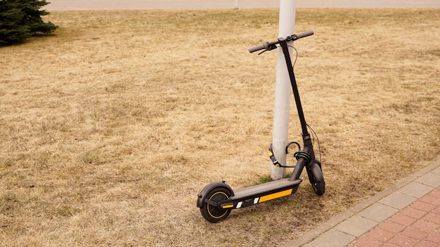 Trottinette électrique Avec Serrure à Combinaison. Protection