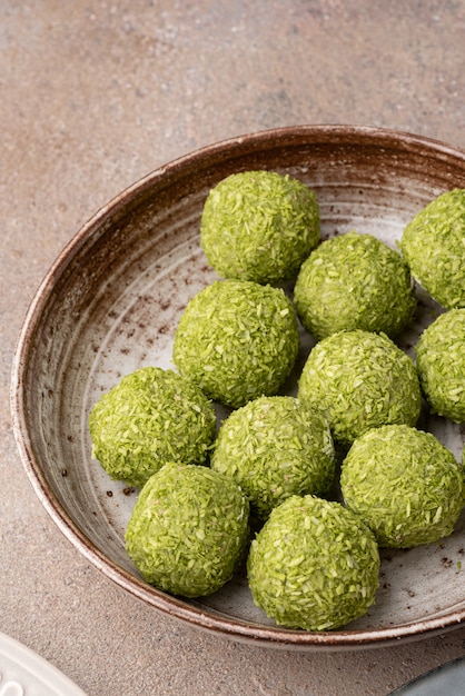 Truffe au chocolat blanc et thé matcha