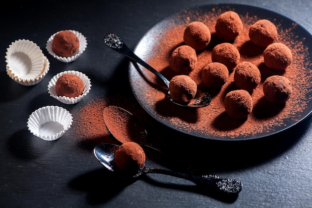 Truffes au chocolat faites à la main