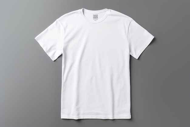 TShirt Blanc sur Fond Uni