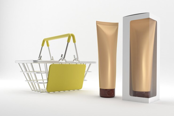 Photo tubes de crème avec une boîte et des paniers avant en fond blanc