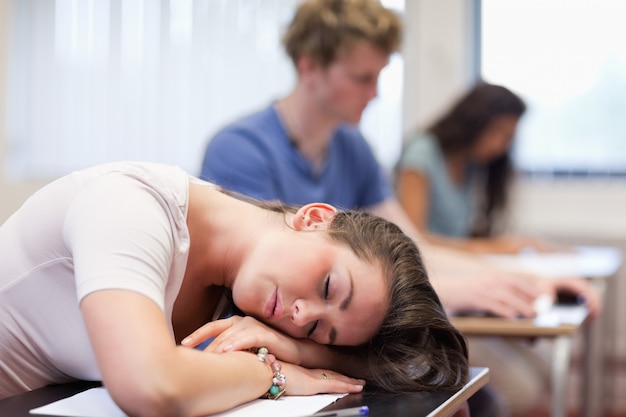 Étudiant fatigué