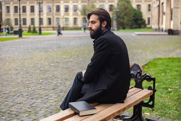 Étudiant, jeune homme, université