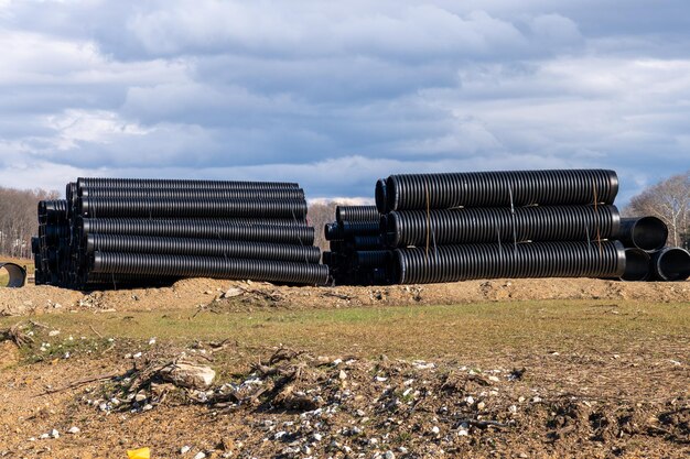 tuyaux d'égout en plastique de grand diamètre.