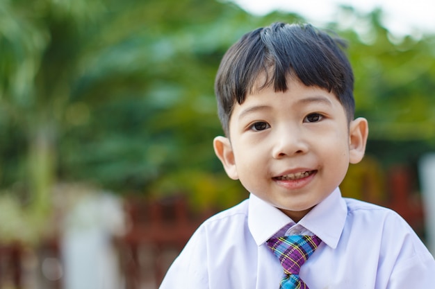 Uniforme scolaire enfant