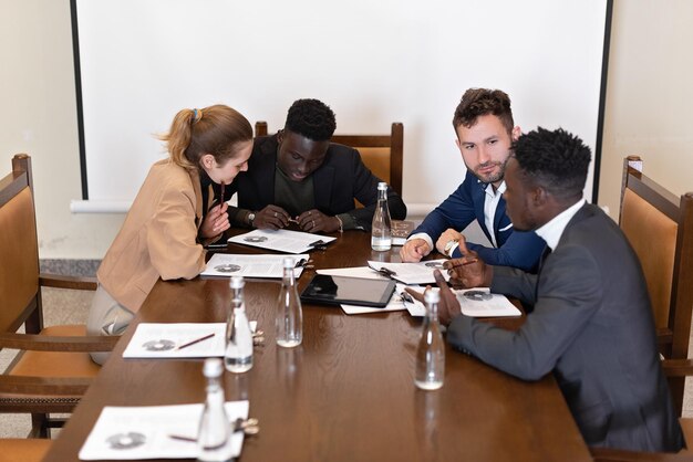 L'univers Juridique A Dévoilé Un Aperçu Du Monde De La Justice  Photo Premium