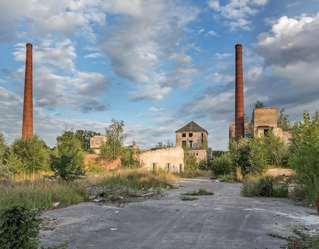 Usine abandonnée et délabrée