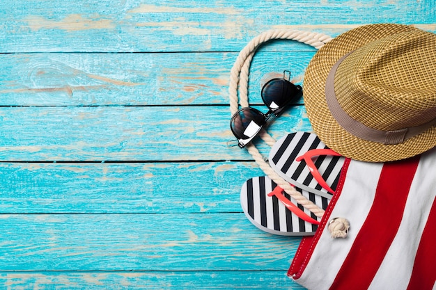 Photo vacances d'été avec des articles de plage