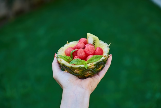 Des vacances d&#39;été tropicales et de délicieux snacks