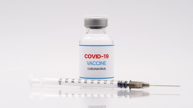 Photo un vaccin prévient le covid 19 ou le coronavirus