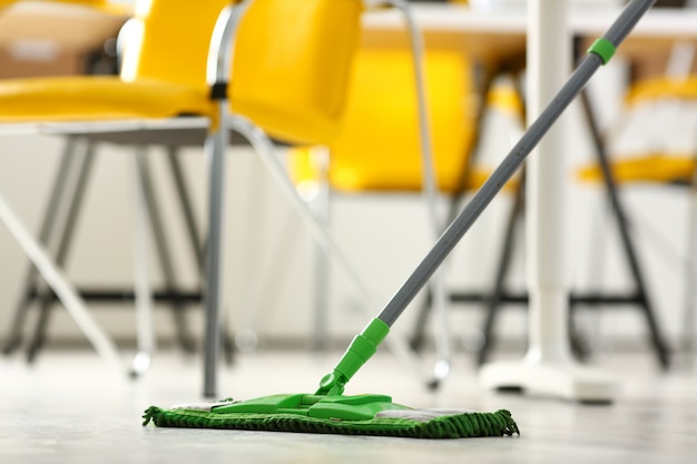 Vadrouille en plastique vert