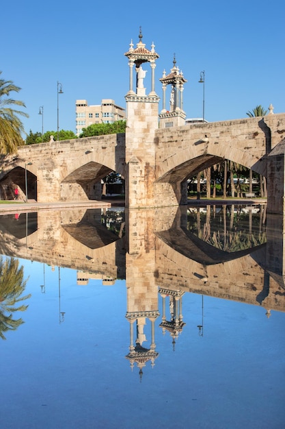 Valence, el Puente del Mar y entorno