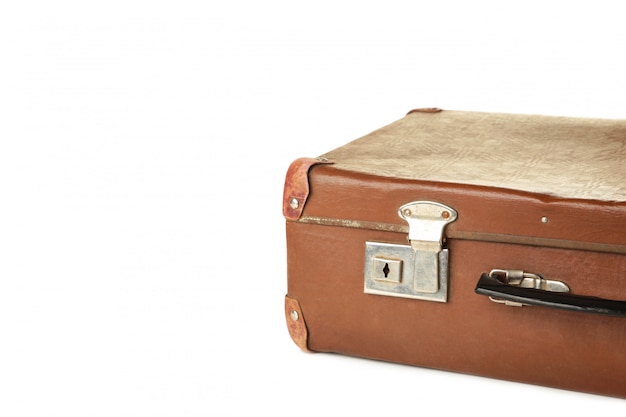 Valise en cuir vintage sur fond blanc isolé