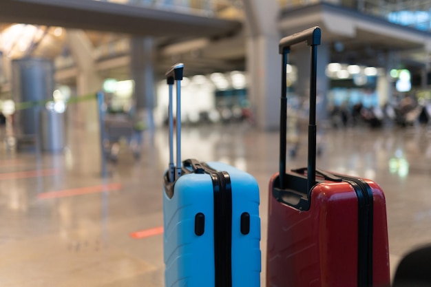 Valises dans un aéroport