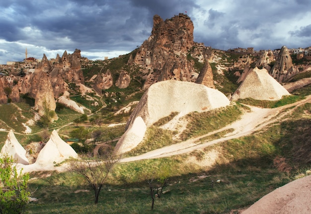 Vallée de l'amour en été, Göreme, Cappadoce, Turquie