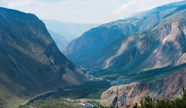 Vallée de la rivière de Chulyshman