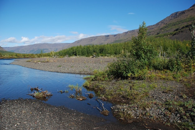 La vallée de la rivière Mikchangda