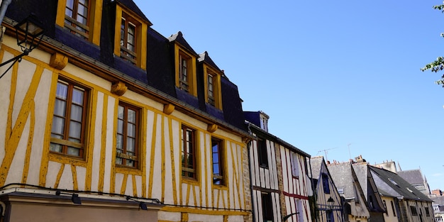 Vannes, vieilles maisons à colombages en France, belle ville touristique en Bretagne