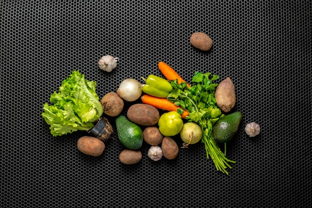 Photo une variété de légumes d'épicerie à plat, produits crus frais