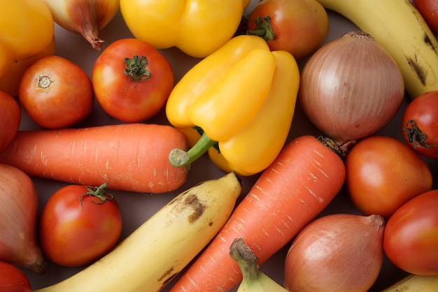 Variété rouge jaune légumes fruits Prébiotiques biologiques céto paléo booste le système immunitaire sources végétales
