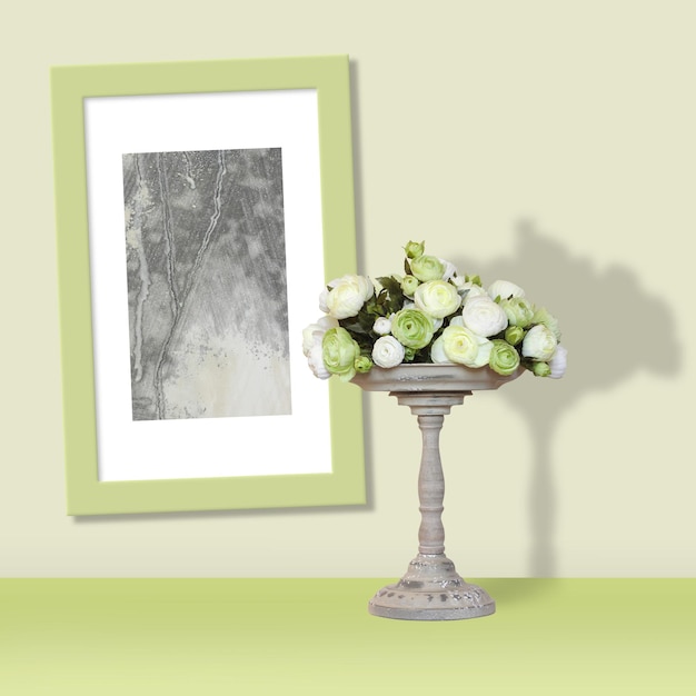Photo vases en poterie nature morte pour fleurs et peinture photo dans un cadre sur un mur