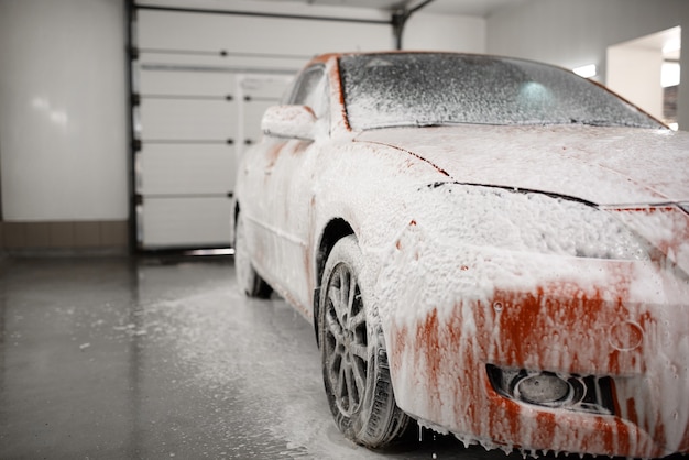 Véhicule en mousse, service de lavage de voiture